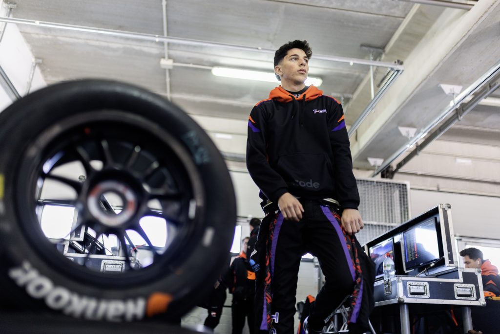 Nacho Tuñón con T-Code en la F4 Spain 2026